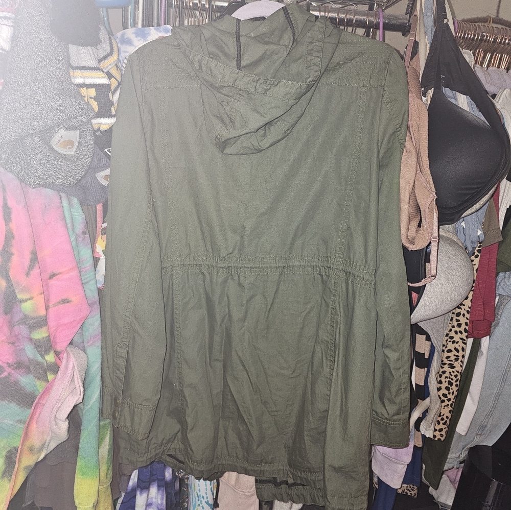 Lightweight jacket - Picture 4 of 4